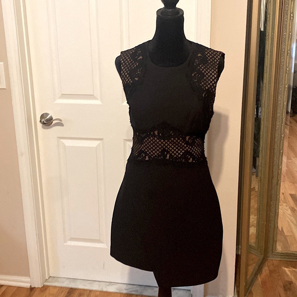 Women’s BCBG MAXAZRIA Black Lace Asymmetrical Dress Size 2